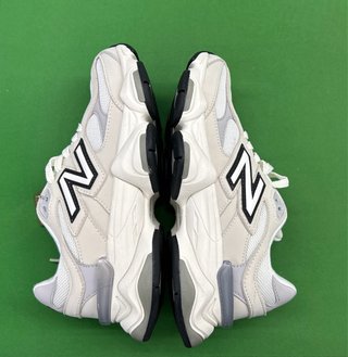 New Balance Beige/Gris Zapatillas Deportivas