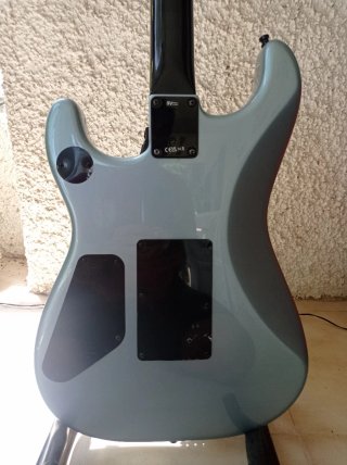 Fender Tom Morello Arm the Homeless