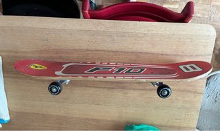 Skate Ferrari F10