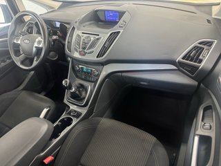 Ford C-MAX Titanium · Etiqueta C