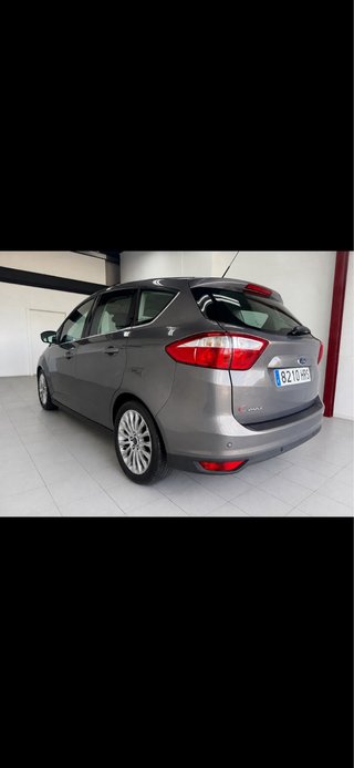 Ford C-MAX Titanium · Etiqueta C