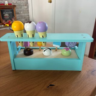 Tienda de Helados de Madera para Niños
