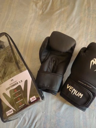 Guantes de Boxeo Venum Contender 1.5 12oz