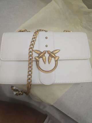 Bolso Blanco con detalles dorados