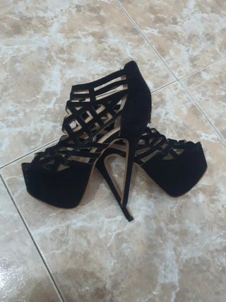 Sandalias Negras Tacón Alto Plataforma