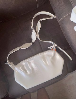 Bolso Stradivarius Beige