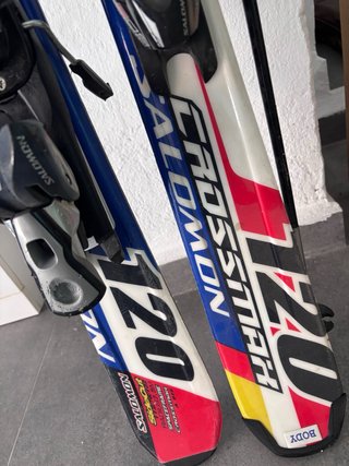 Esquís Salomon + palos rossignol
