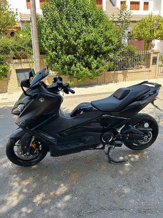 Yamaha TMAX 560 Tech MAX 2024