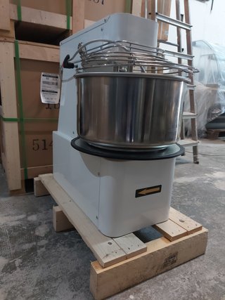 AMASADORA 30LT MOVIL / PARA 25KG DE MASA TOTAL