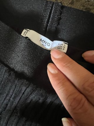 Conjunto top y pantalón negro plisado