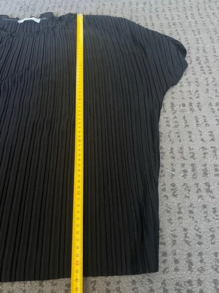 Conjunto top y pantalón negro plisado