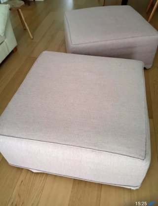 Reposapiés de tela y madera