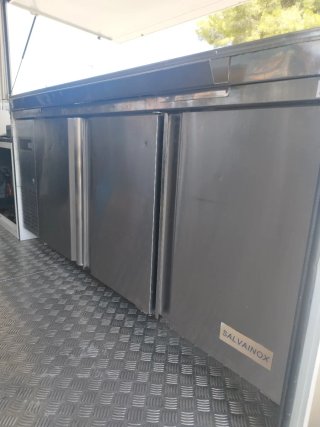 Nevera horizontal inox 3 puertas 1,80m