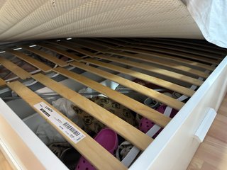 Cama Ikea 140x200 con almacenaje