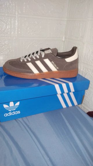 Adidas Spezial Marrones y Blancas Negociable