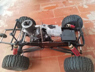 Kyosho Mad Crusher RC Camión Rojo