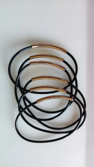 Lote pulseras negras y doradas