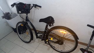 Bicicleta de paseo BTWIN negra