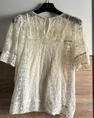 Blusa encaje Massimo Dutti