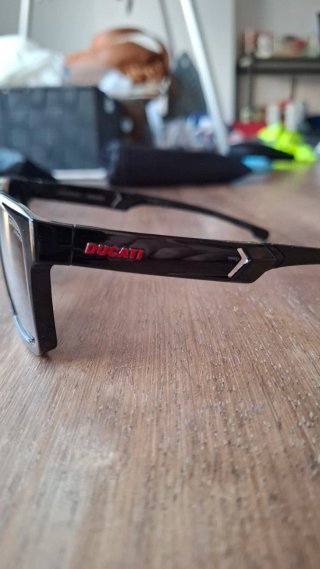 Gafas de Sol Carrera Ducati Negras