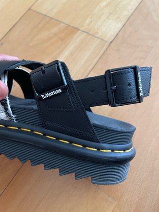Sandalias Dr. Martens Talla 38 Cebra
