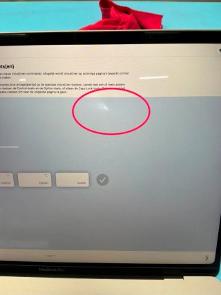 Macbook pro 16" 2019 con barra tactil (Chip 5300M)