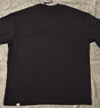 Camiseta Bershka Edición Limitada Saiko