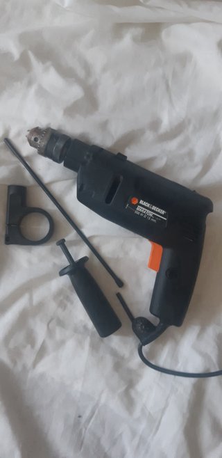 Taladro Percutor Black & Decker 500W