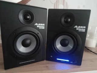 Altavoces Activos Alesis M1Active 520USB