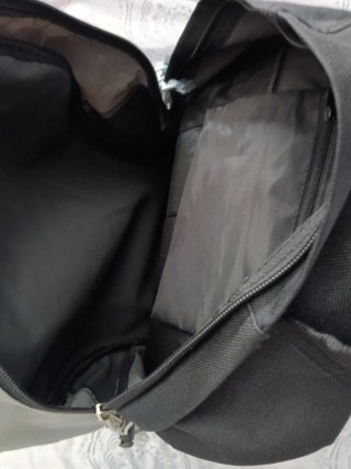 Maleta escolar BESI BERRI y zapatillas