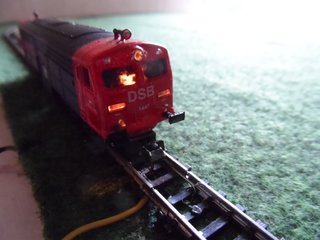 LOCOMOTORA DSB MINITRIX ESCALA N