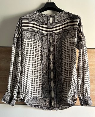 Blusa Massimo Dutti manga larga