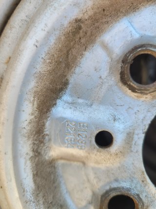 2Llantas R12 para remolque2