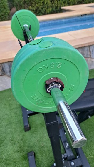 Banco musculación Marcy, soportes, barra y pesas