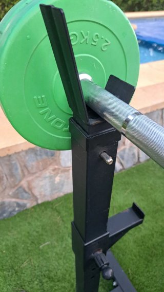 Banco musculación Marcy, soportes, barra y pesas