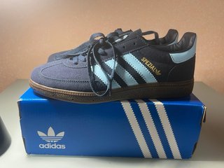 Adidas Spezial Azul Marino Marrón