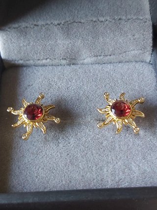 Pendientes Sol Granates