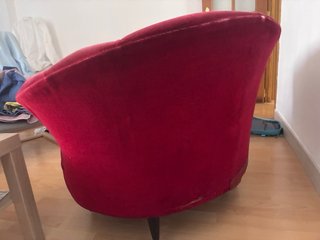 Sofá Curvo Terciopelo Rojo incl. 1 sillón