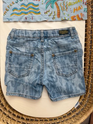 Conjunto Zara T-shirt e Calções