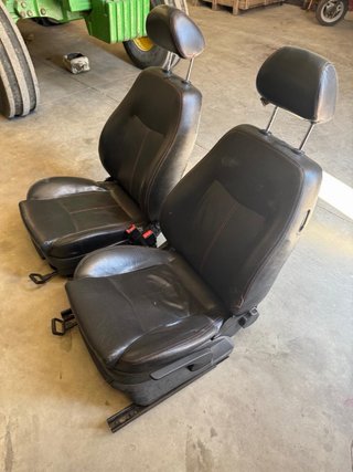 Asientos Ibiza 6L Cuero Negro