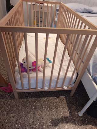 Cuna de madera Ikea