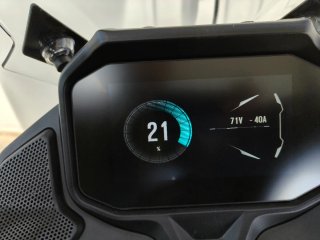 Efun Lion 180 Scooter Negra