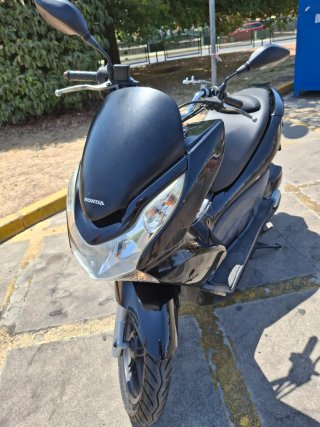 Honda PCX 125 2011 Negra