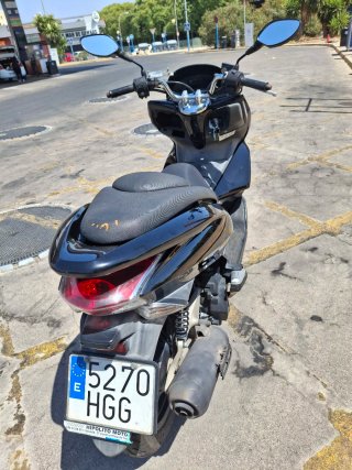 Honda PCX 125 2011 Negra