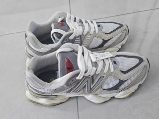 New Balance 9060 Talla 40 Auténticas