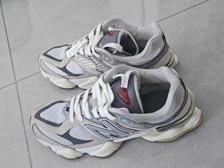 New Balance 9060 Talla 40 Auténticas