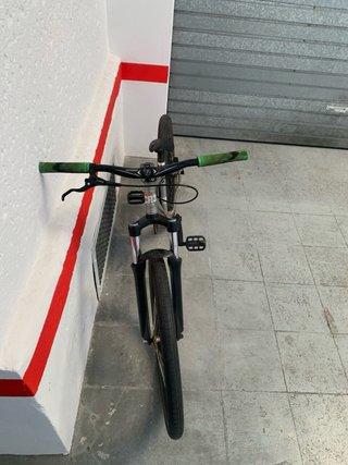 Bicicleta Dirt Saracen Amplitude CR3