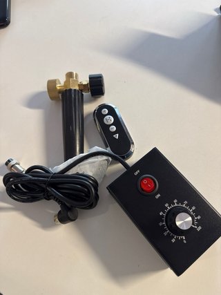 Regolatore di flusso con telecomando