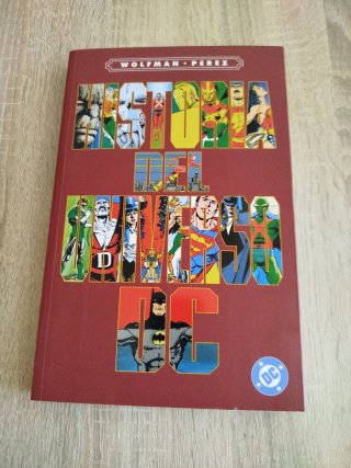 Historia del universo dc