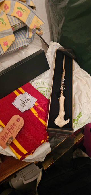 Harry Potter bufanda y varita